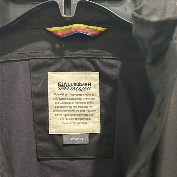 Fjallraven Black Anorak  CG - Picture 4 of 10